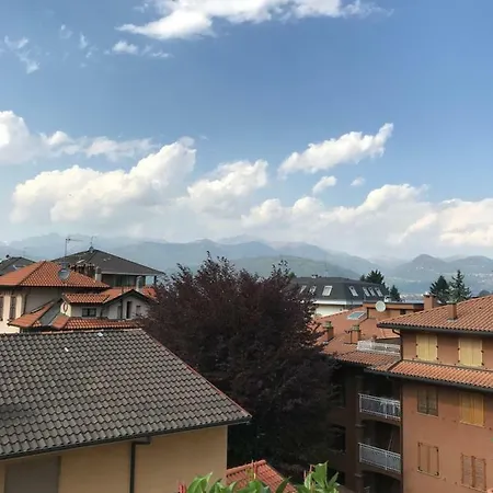 A Casa Di Chiara * Стреза